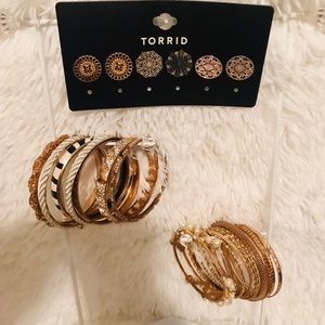 *BOGO SALE* Beautiful Gold Bangles and Earrings